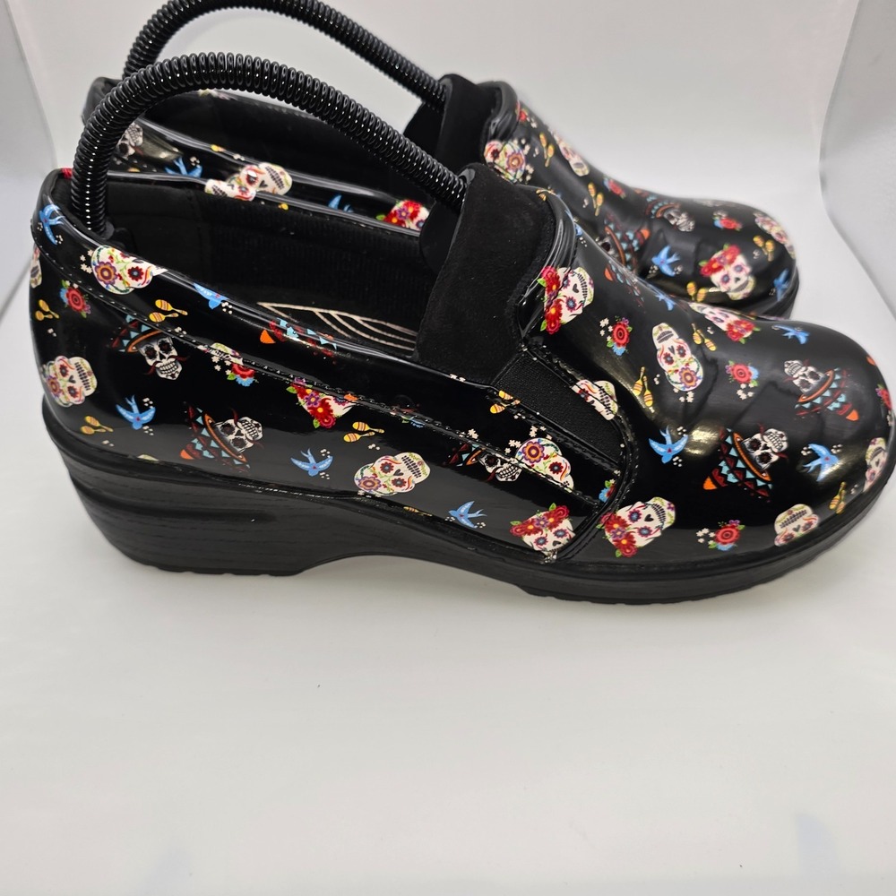 Easy Works Size 10 Day Of Dead Skeleton Clogs Slip Resistant Nurse